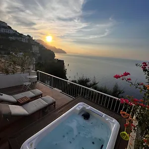 Seajewelsdeluxurysuite , Amalfi Italy